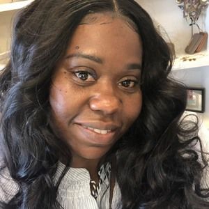 Meet your Posher, Tomekia